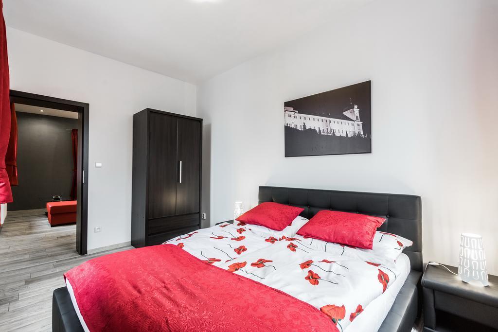 Hotel Apartments Benesova 6 Kutná Hora Oda fotoğraf